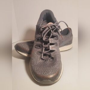 Saucony womans  shoes
